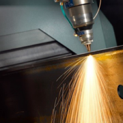 choose compressed air for laser cutting